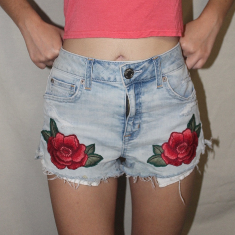 High Rise American Eagle Denim Shorts (Size 4)